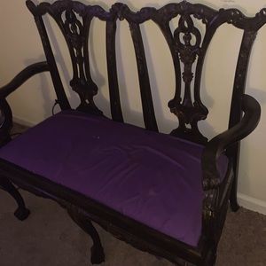 Wooden Love seat can be used indoors or outdoors!!